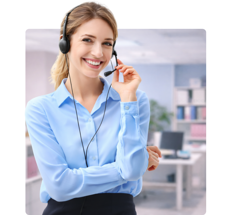 Professional U.S.-based SmileSuite agent answering a customer call for a small business using a headset